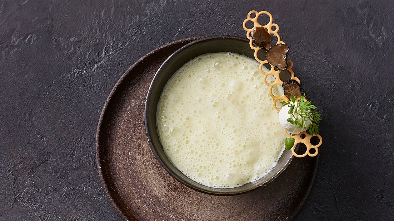 Topinamburcrèmesuppe mit Trüffel –  